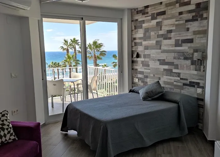 Estudio Faro Torrox-1ª Linea Playa